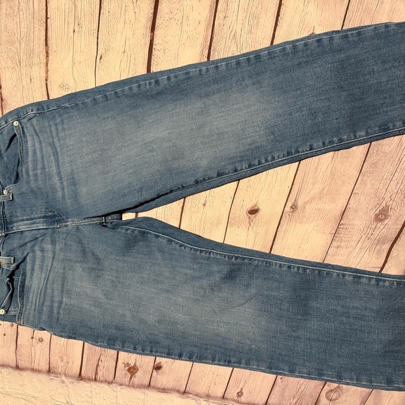 NWOT Levi's Women's Straight Leg Blue Jeans - Picture 12 of 13